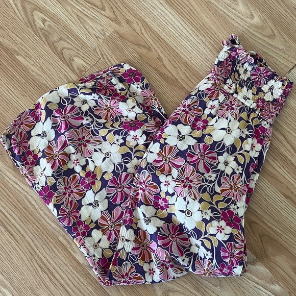 Etta & East Pants - Picture 1 of 3